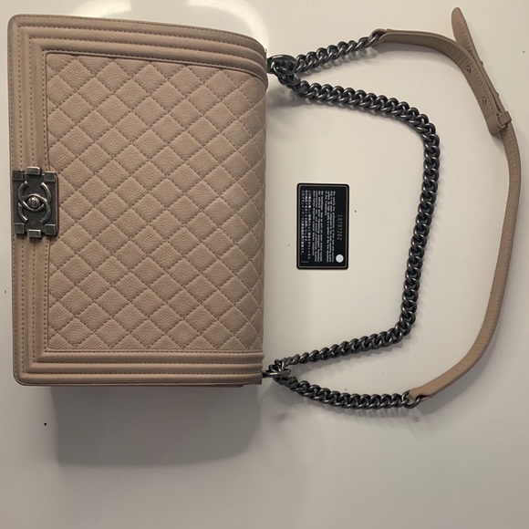 Chanel Boy Jumbo Suede Rare - Picture 2 of 6